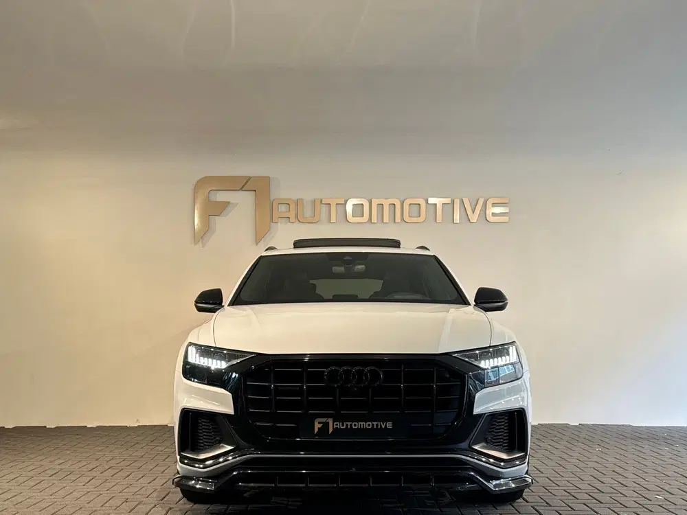 Audi Q8 55 TFSI quattro S Line Pano uit 2020, foto 2