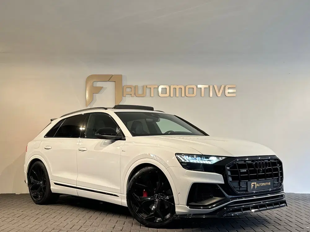 Audi Q8 55 TFSI quattro S Line Pano uit 2020, foto 3