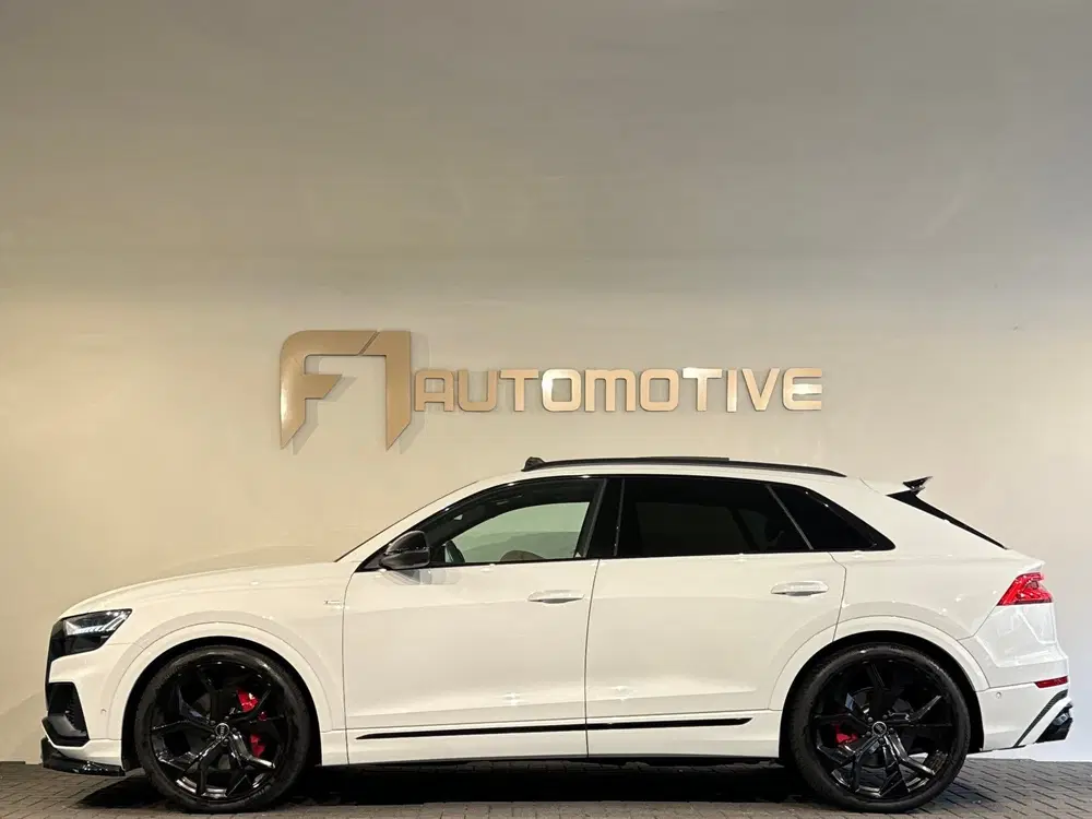 Audi Q8 55 TFSI quattro S Line Pano uit 2020, foto 7