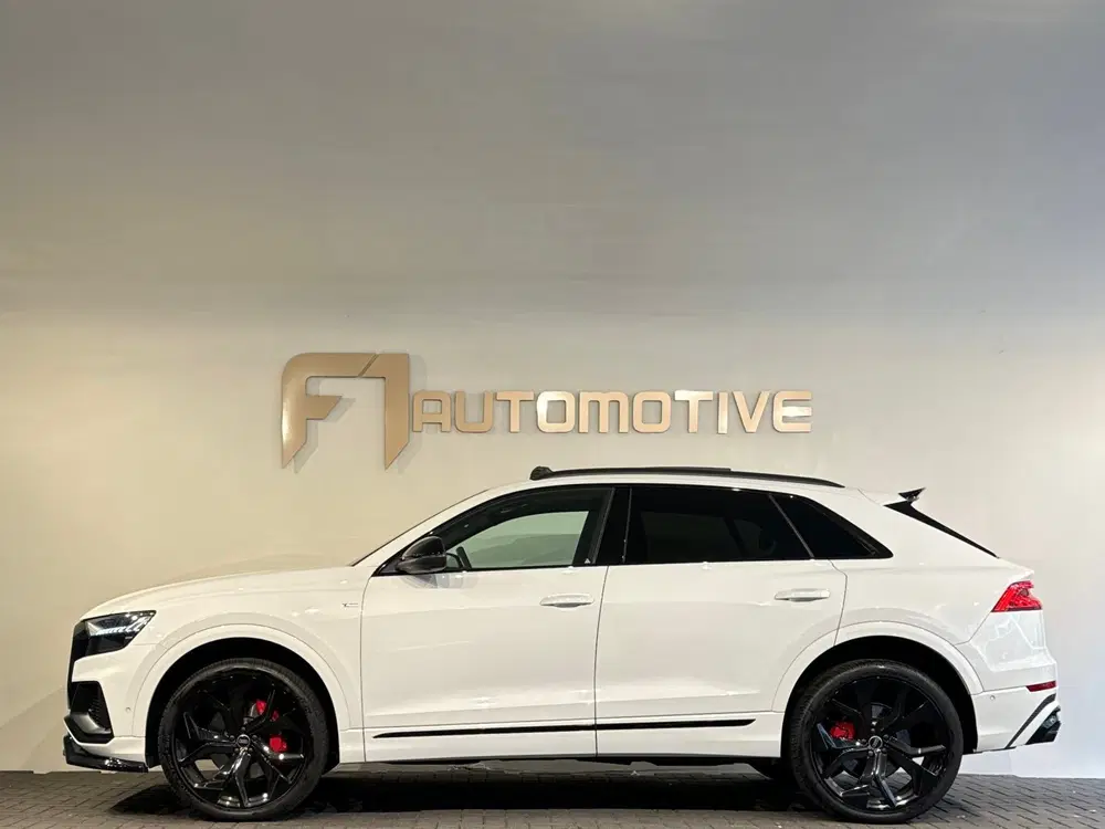 Audi Q8 55 TFSI quattro S Line Pano uit 2020, foto 8