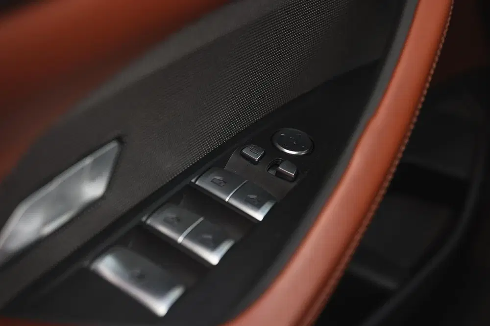 BMW M4 xDrive Competition Automaat uit 2023, foto 13