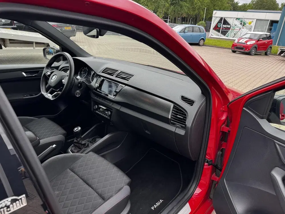 Skoda Fabia 1.0 TSI 70KW Monte Carlo Panoramisch dak uit 2021, foto 9