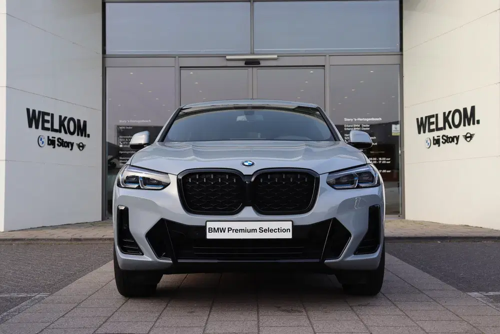 BMW X4 xDrive30i High Executive M Sport Automaat uit 2026, foto 2