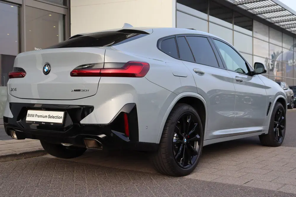BMW X4 xDrive30i High Executive M Sport Automaat uit 2026, foto 8