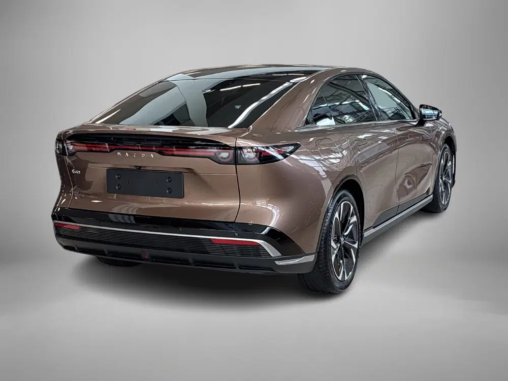 Mazda 6e Takumi 68.8 kWh uit 2026, foto 9