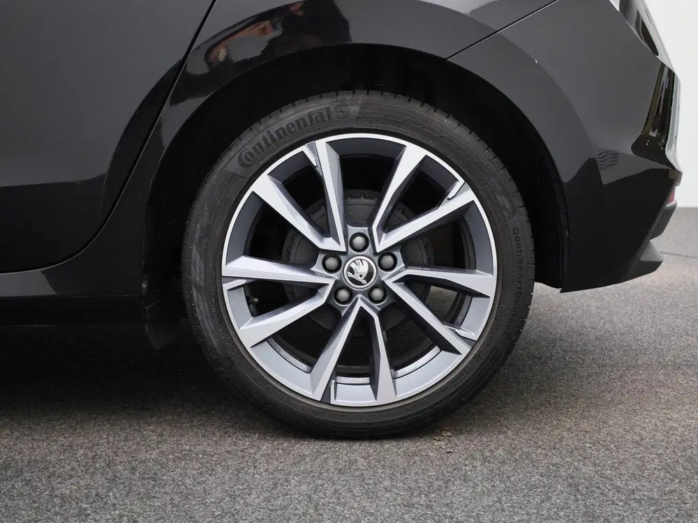 Skoda Fabia 1.0 TSI Ambition 110 PK uit 2024, foto 13