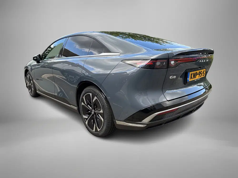Mazda 6e Takumi Plus 68.8 kWh uit 2026, foto 4