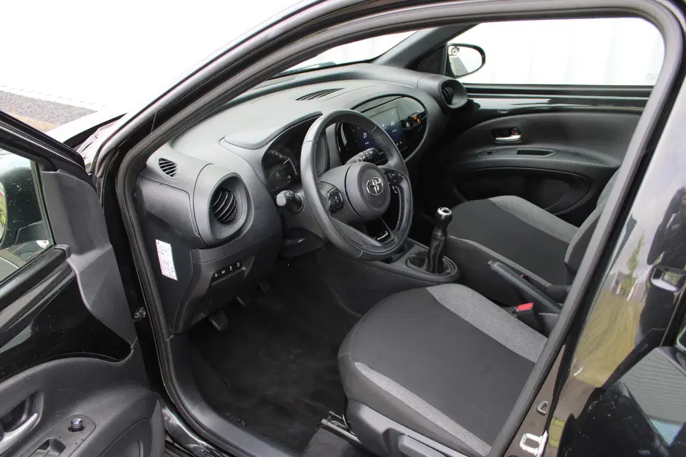 Toyota Aygo X 1.0 VVT-i MT Play uit 2024, foto 13