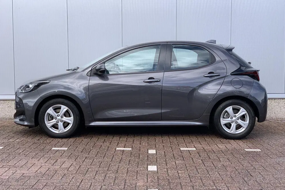 Toyota Yaris 1.5 Hybrid Active uit 2021, foto 4