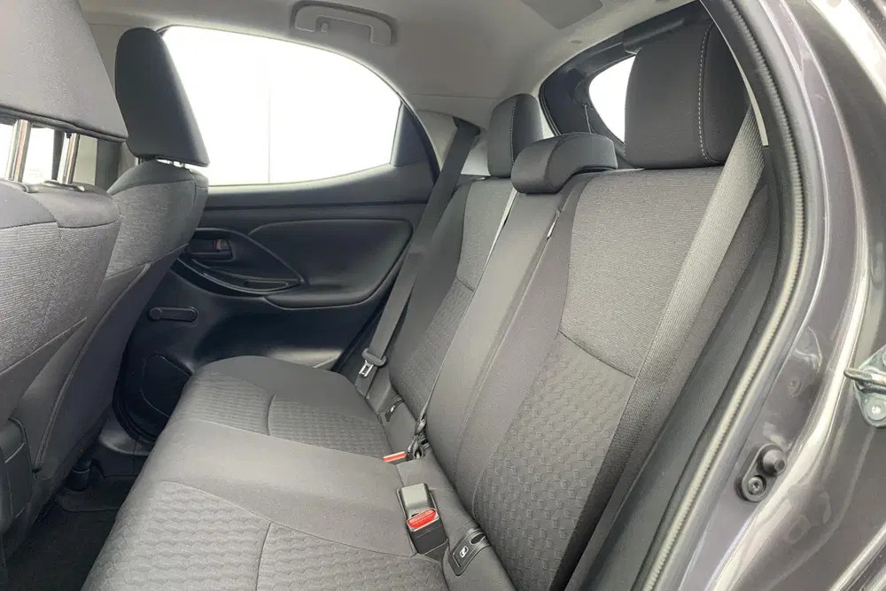 Toyota Yaris 1.5 Hybrid Active uit 2021, foto 8