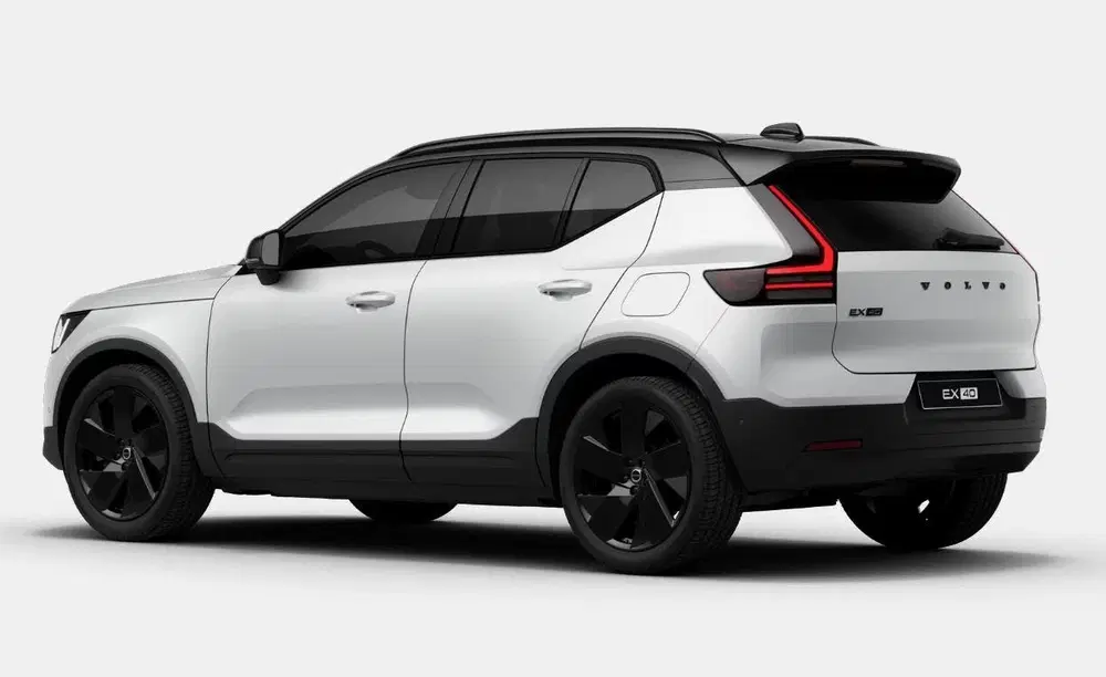 Volvo EX40 P5 Long Range Ultra Black Edition Europa 8 uit 2026, foto 3