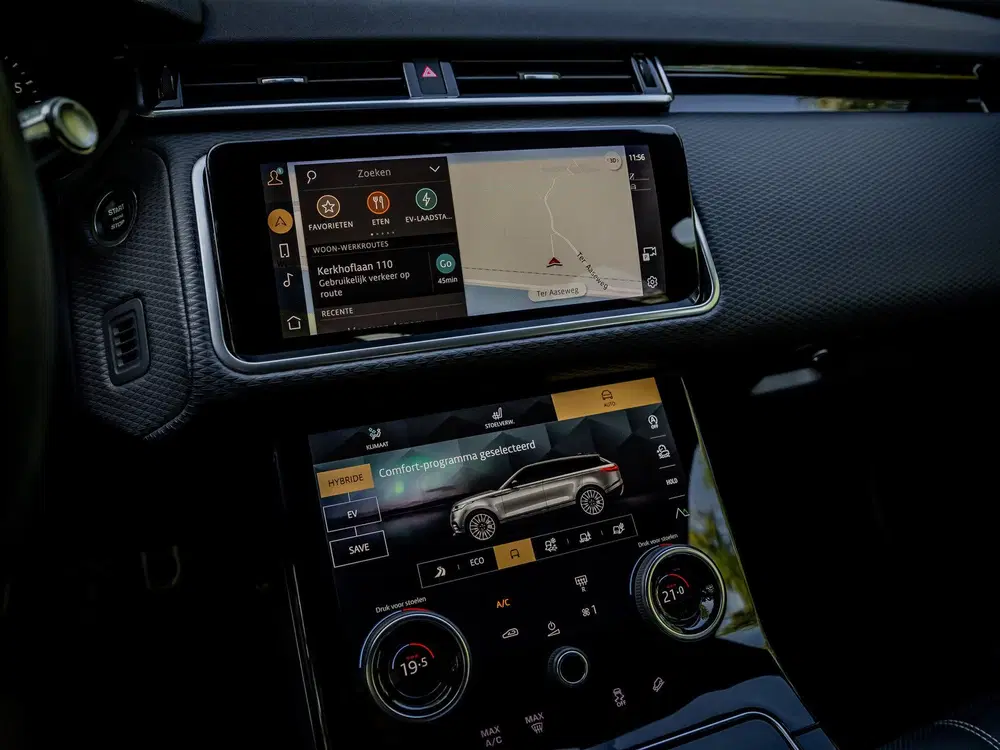 Land Rover Range Rover Velar 2.0 P400e Edition uit 2022, foto 14