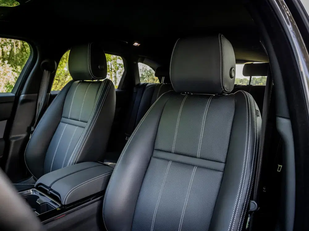 Land Rover Range Rover Velar 2.0 P400e Edition uit 2022, foto 7
