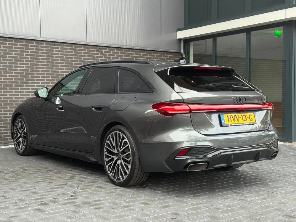 Audi A5 2.0 e-hybrid quattro S edition uit 2025, foto 10