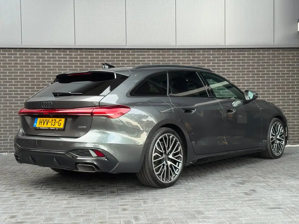 Audi A5 2.0 e-hybrid quattro S edition uit 2025, foto 2