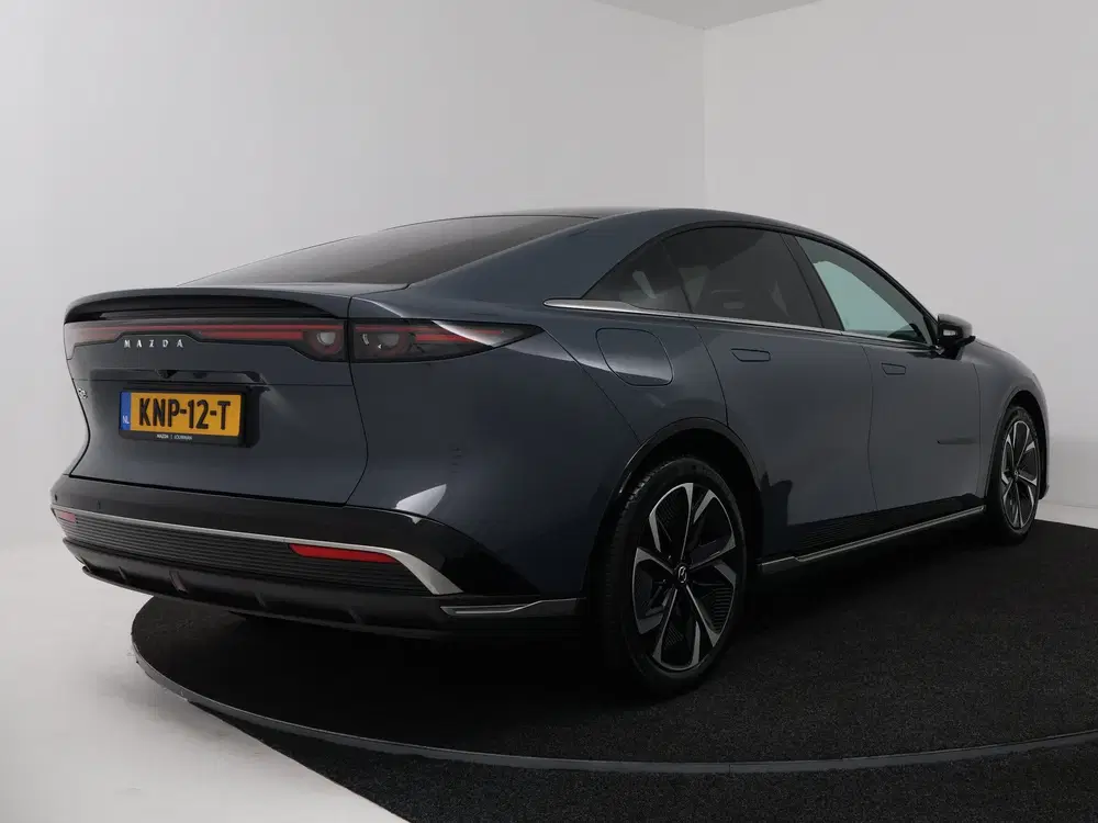 Mazda 6e Takumi Plus Long Range 80 kWh Direct lever uit 2026, foto 2