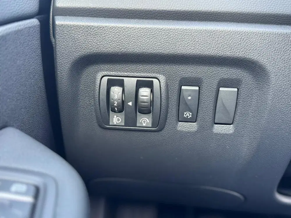 Renault Captur 0.9 TCe Limited uit 2019, foto 15