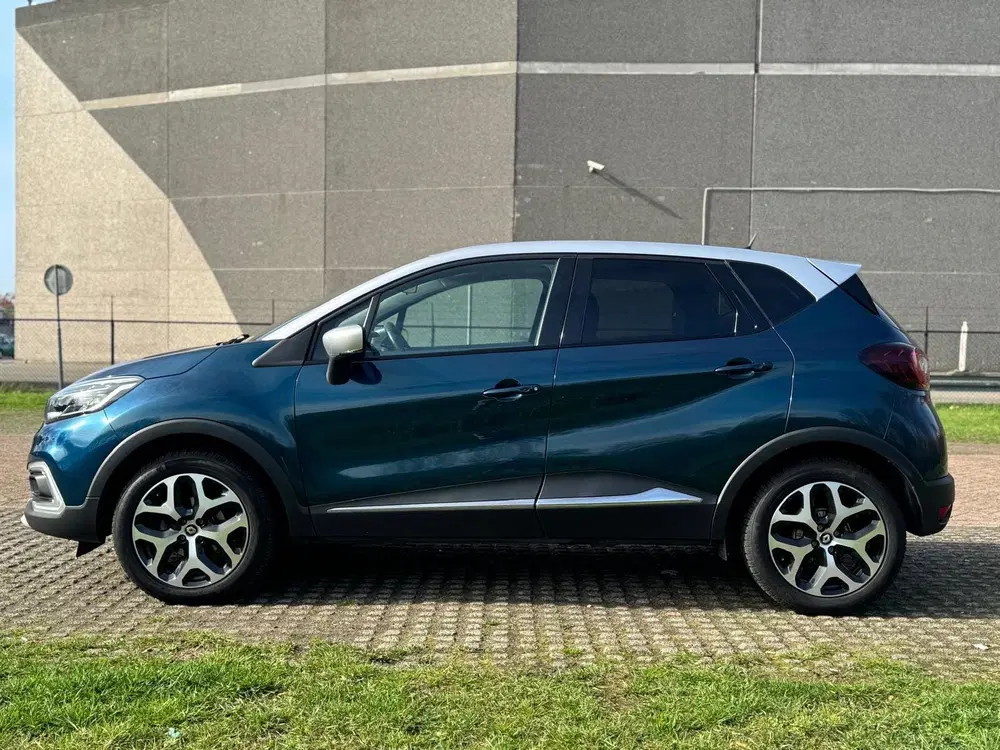 Renault Captur 0.9 TCe Limited uit 2019, foto 2