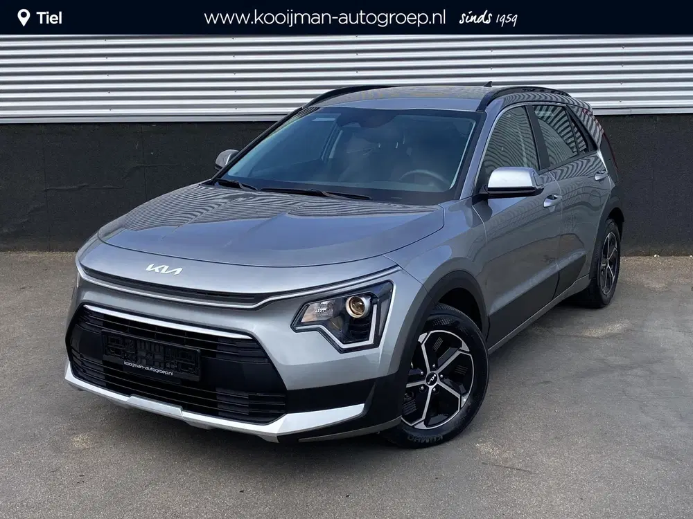 Kia Niro 1.6 GDi Hybrid DynamicLine edition Navigat uit 2024