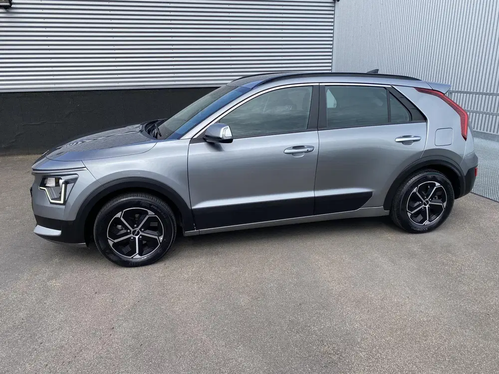 Kia Niro 1.6 GDi Hybrid DynamicLine edition Navigat uit 2024, foto 4