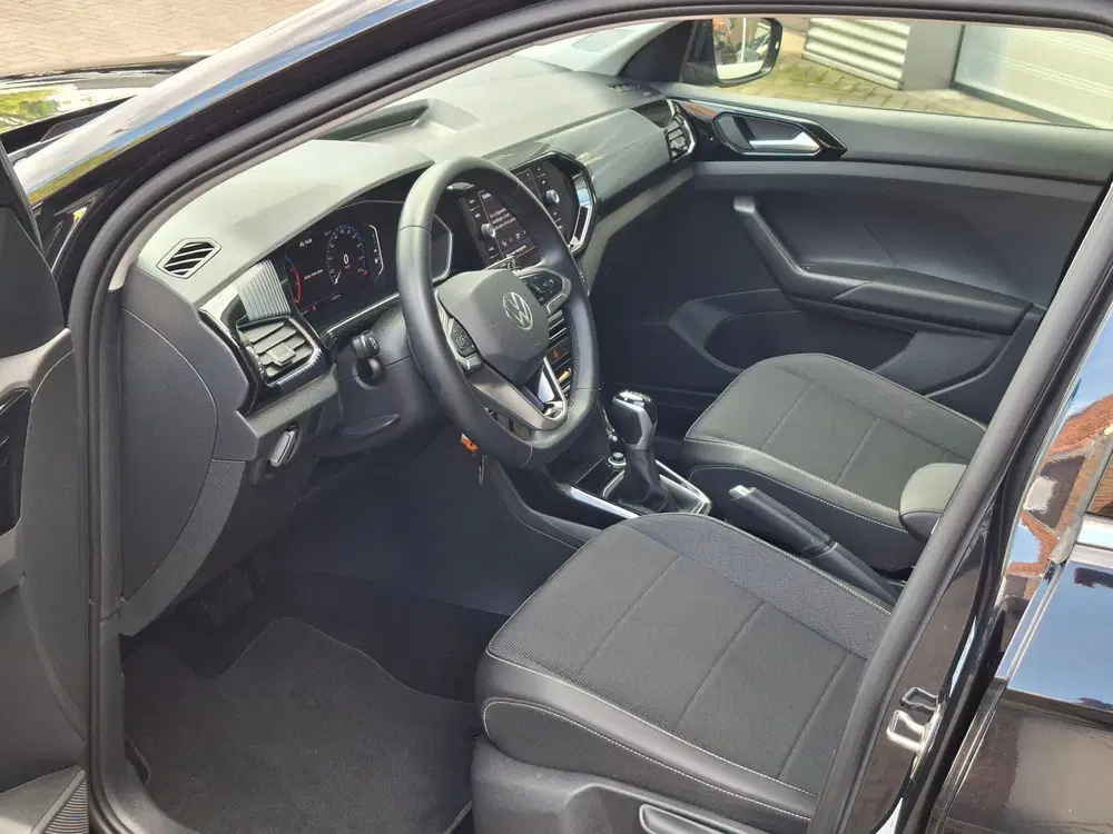 Volkswagen T-Cross 1.5 TSI Style uit 2023, foto 10