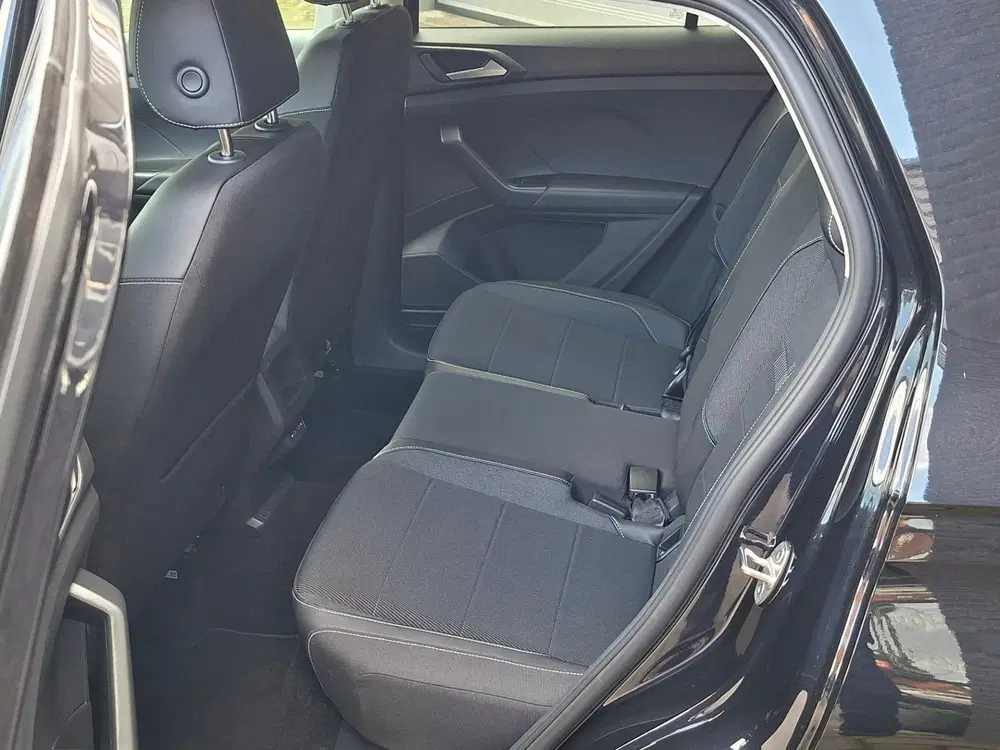 Volkswagen T-Cross 1.5 TSI Style uit 2023, foto 11