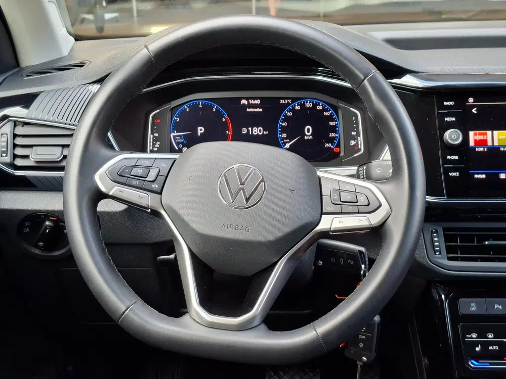 Volkswagen T-Cross 1.5 TSI Style uit 2023, foto 14