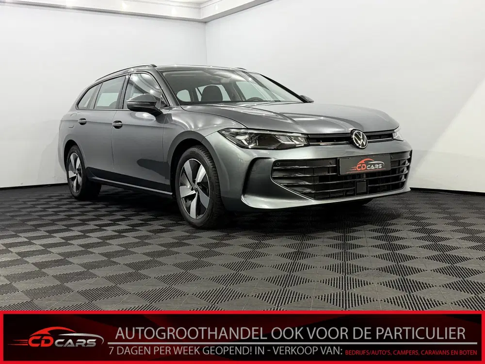 Volkswagen Passat 1.5 eHybrid Business Camera uit 2025