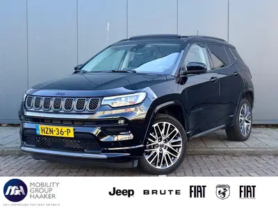 Jeep Compass 4xe 240 Plug-in Hybrid Electric Summit uit 2025