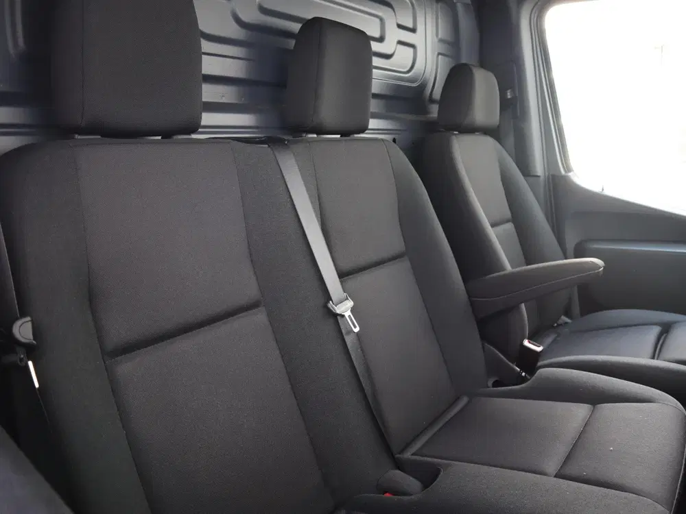 Mercedes-Benz Sprinter 317 CDI L2H2 LED METALLIC uit 2024, foto 15