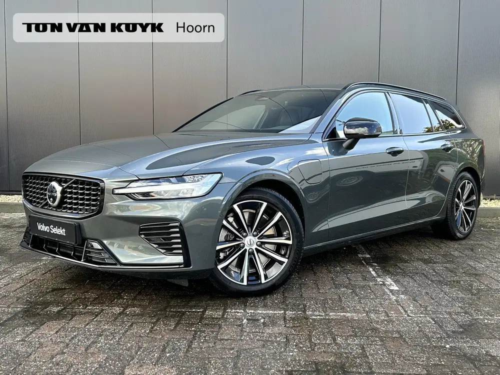Volvo V60 2.0 T8 Plug-in hybrid AWD Plus Dark uit 2026