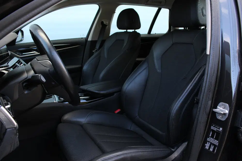 BMW 5-serie 520i Sport Line Automaat uit 2019, foto 5