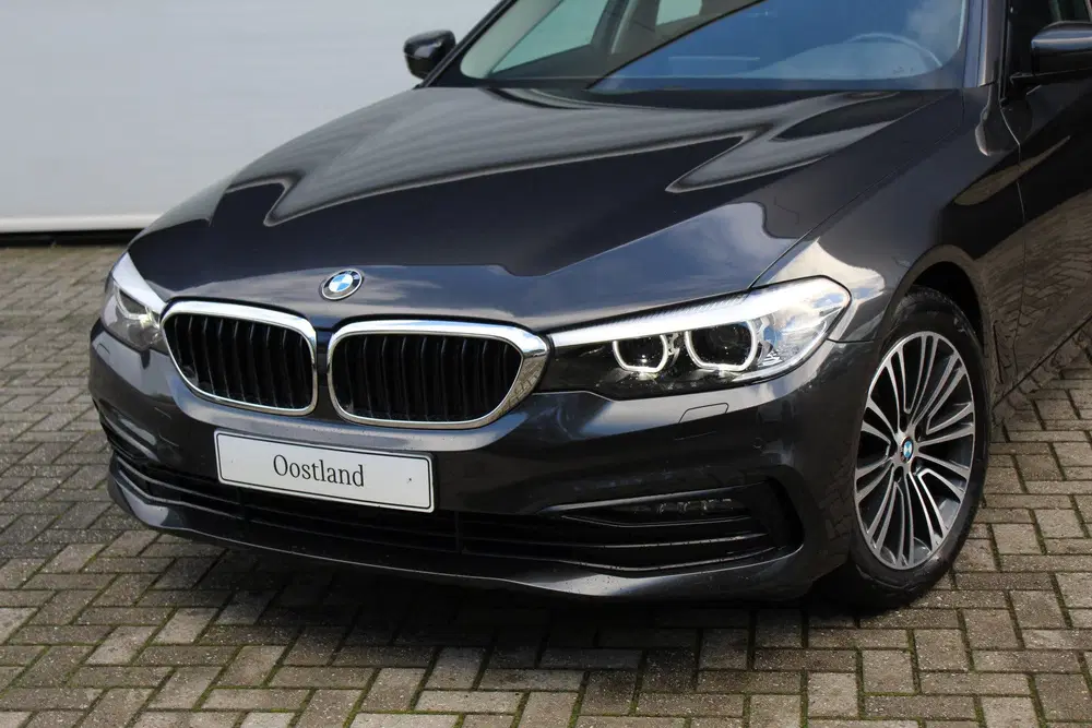 BMW 5-serie 520i Sport Line Automaat uit 2019, foto 7