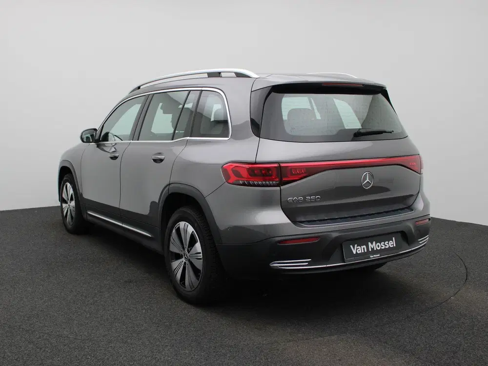 Mercedes-Benz EQB EQB 250 Business Line uit 2024, foto 2