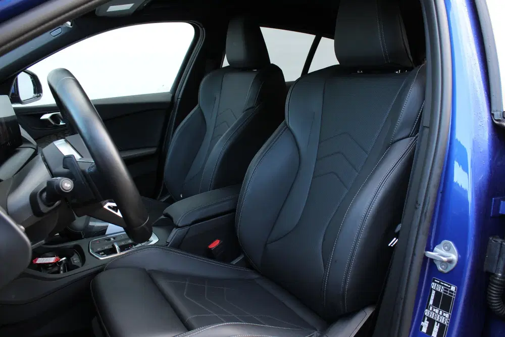 BMW 1-serie 120 M Sport Automaat uit 2026, foto 6