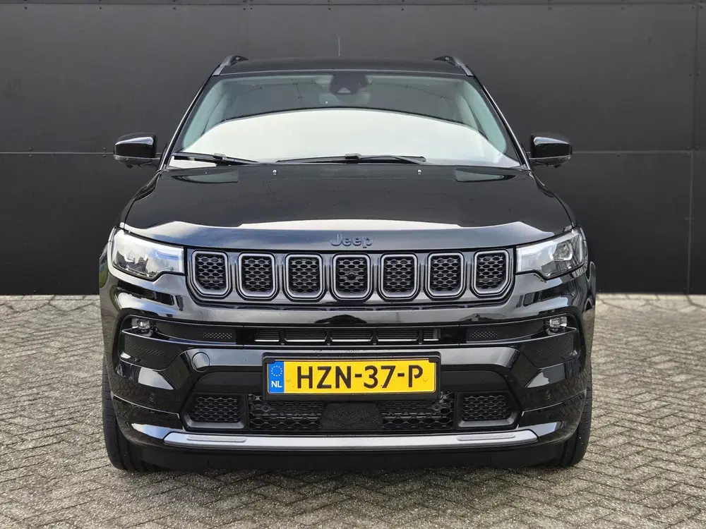 Jeep Compass 4xe 240 Plug-in Hybrid Electric Summit uit 2025, foto 5