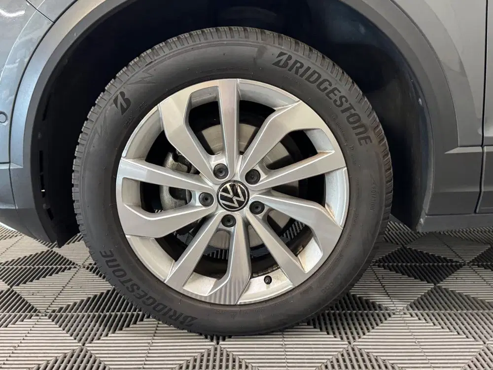 Volkswagen T-Roc 1.0 TSI uit 2022, foto 11