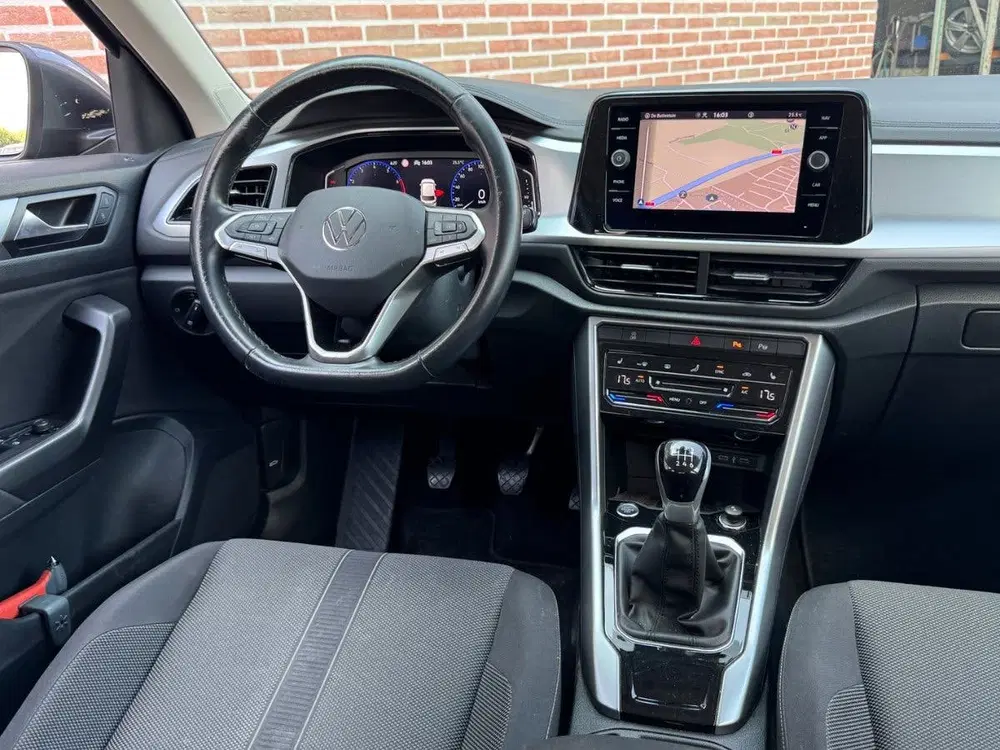 Volkswagen T-Roc 1.0 TSI uit 2022, foto 3