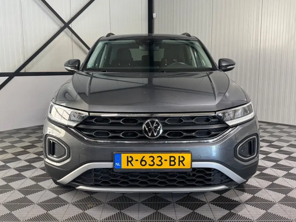 Volkswagen T-Roc 1.0 TSI uit 2022, foto 8