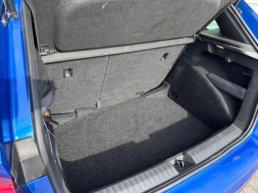Skoda Kamiq 1.0 TSI Sport Business uit 2022, foto 10