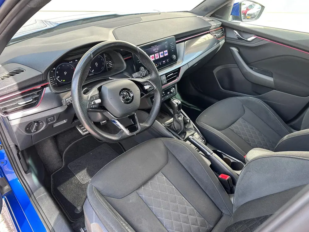 Skoda Kamiq 1.0 TSI Sport Business uit 2022, foto 3