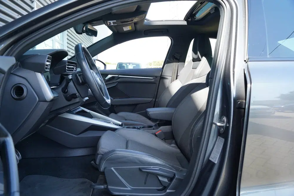 Audi A3 35 TFSI S-Line S-tronic Pano Navi Led Lede uit 2021, foto 15