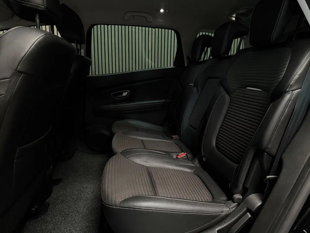Renault Grand Scenic Grand Scénic 1.3 TCe Intens 7p. uit 2019, foto 6