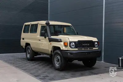 Toyota Land Cruiser GRJ78 A uit 2026