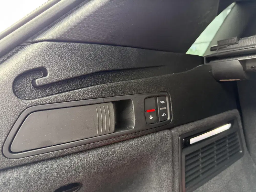 Audi Q5 55 TFSI e S edition uit 2022, foto 11