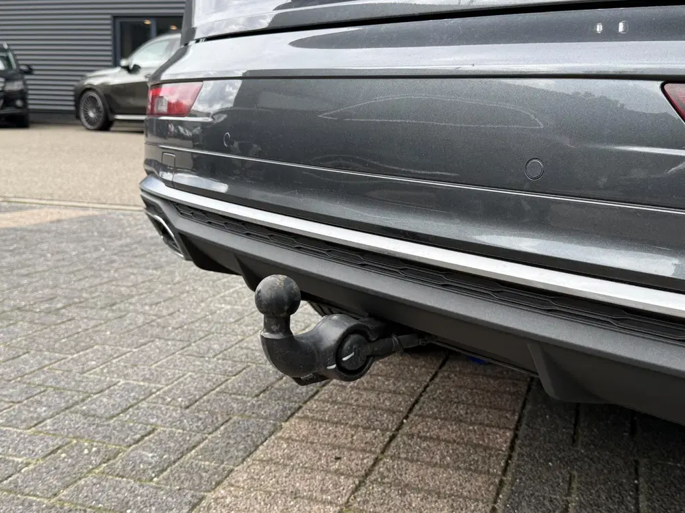 Audi Q5 55 TFSI e S edition uit 2022, foto 9