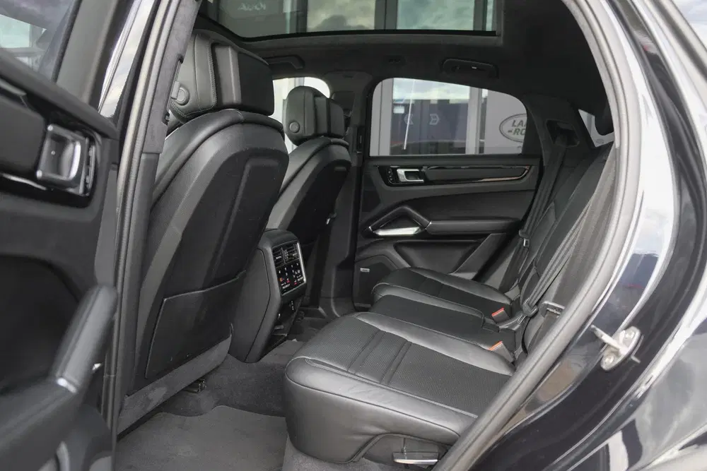 Porsche Cayenne Cayenne Coupé 4.0 V8 Turbo S 680pk E-Hybri uit 2020, foto 11