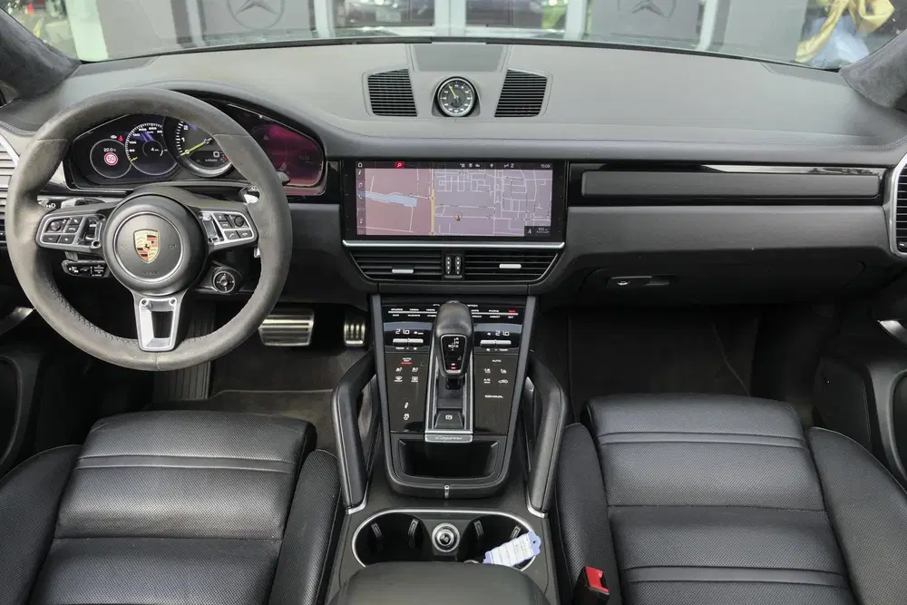 Porsche Cayenne Cayenne Coupé 4.0 V8 Turbo S 680pk E-Hybri uit 2020, foto 3