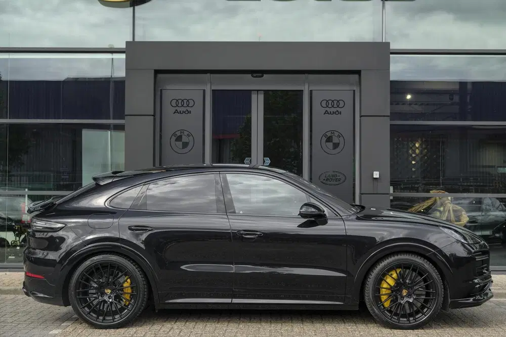 Porsche Cayenne Cayenne Coupé 4.0 V8 Turbo S 680pk E-Hybri uit 2020, foto 6