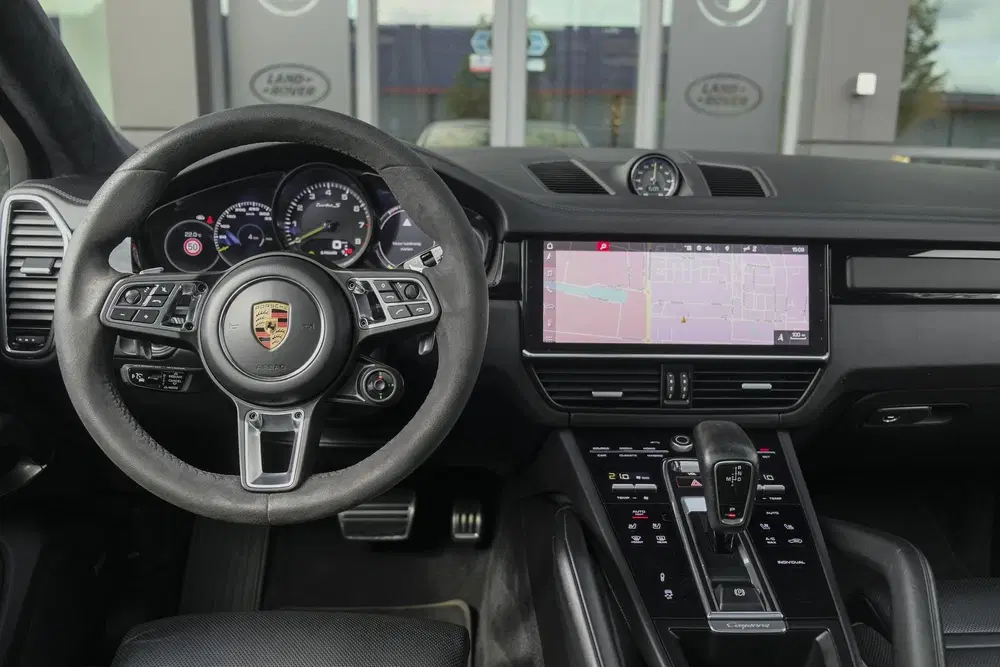 Porsche Cayenne Cayenne Coupé 4.0 V8 Turbo S 680pk E-Hybri uit 2020, foto 9